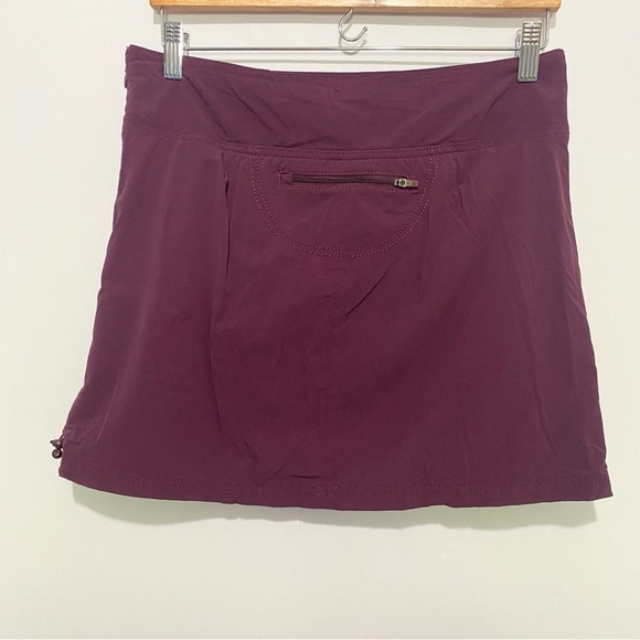 Athleta Rip Stop Skort Sangria Size 4 Hiking Travel Sporty Stretch Breathable - Picture 5 of 13